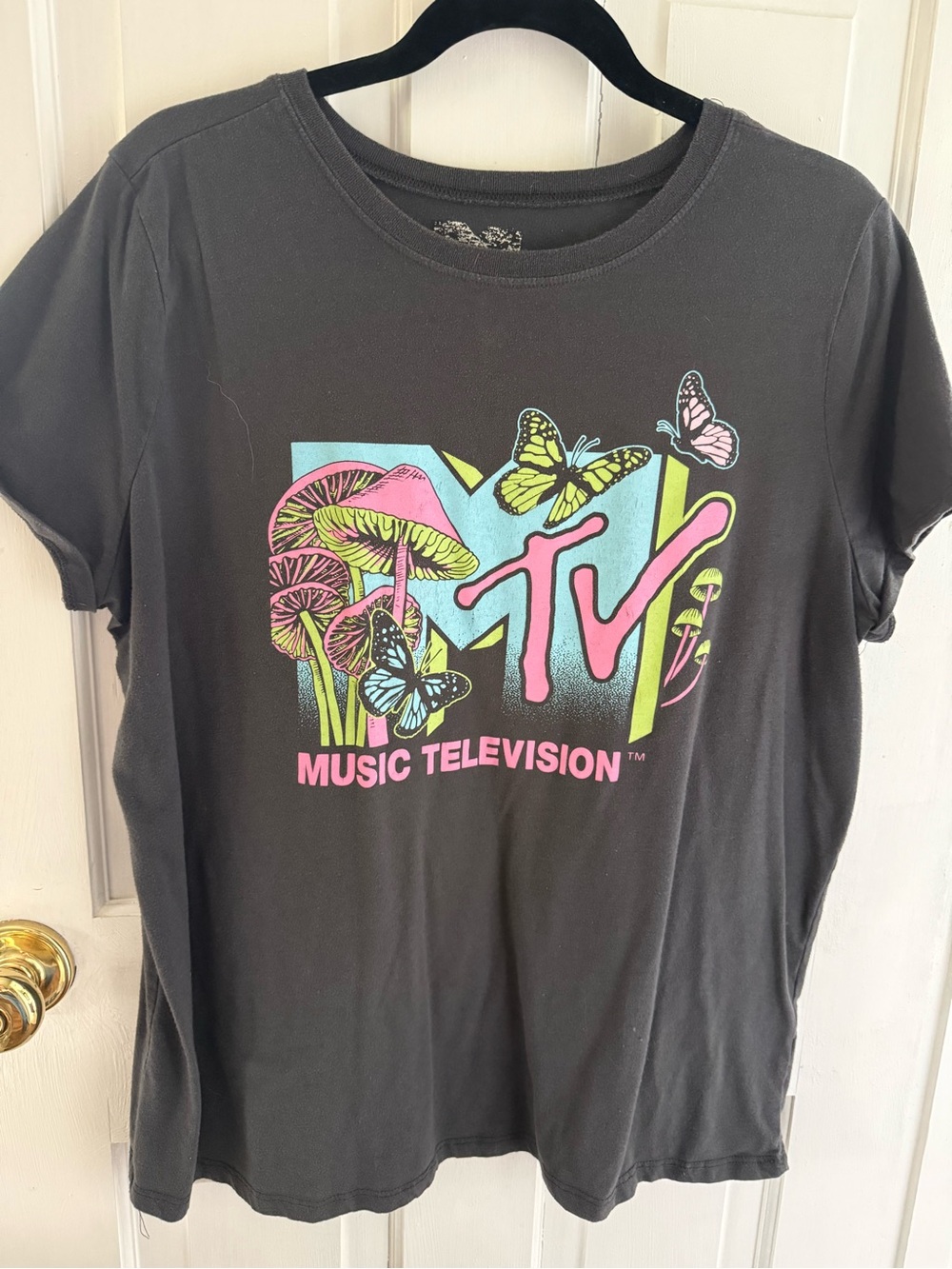 Torrid - MTV Graphic Tee - Picture 4 of 6